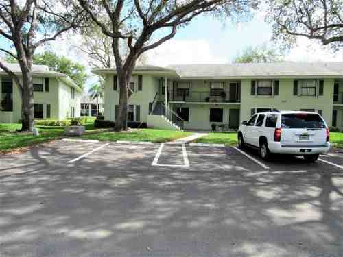 1001 Sabal Ridge Cir #A