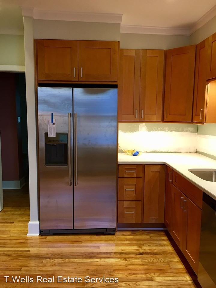 133 W Mount Airy Ave - Photo 3 of 5
