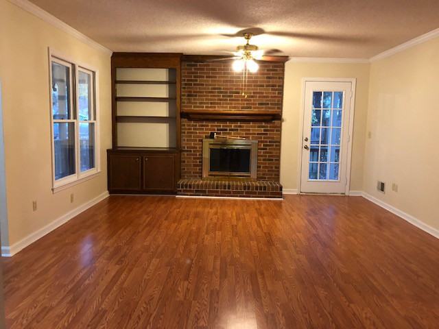 325 Braewick Rd - Photo 2 of 11