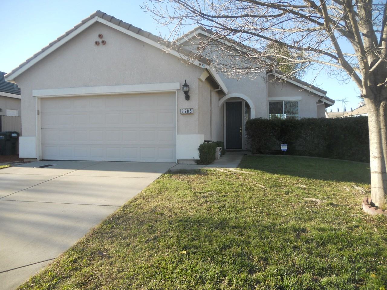 6905 Loheit Way - Photo 2 of 21