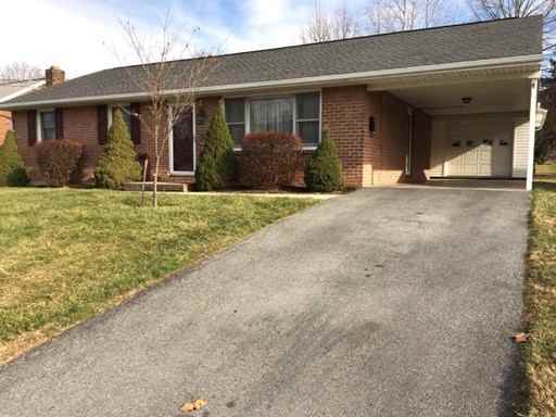 403 S Conococheague St - Photo 2 of 23