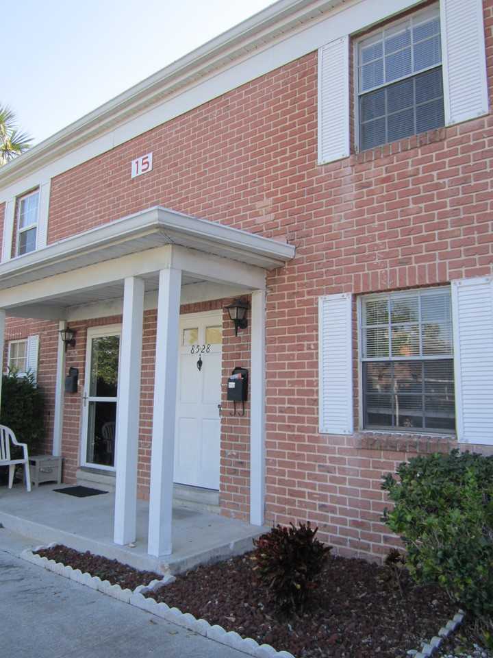 8528 12th Way North - Photo 2 of 16