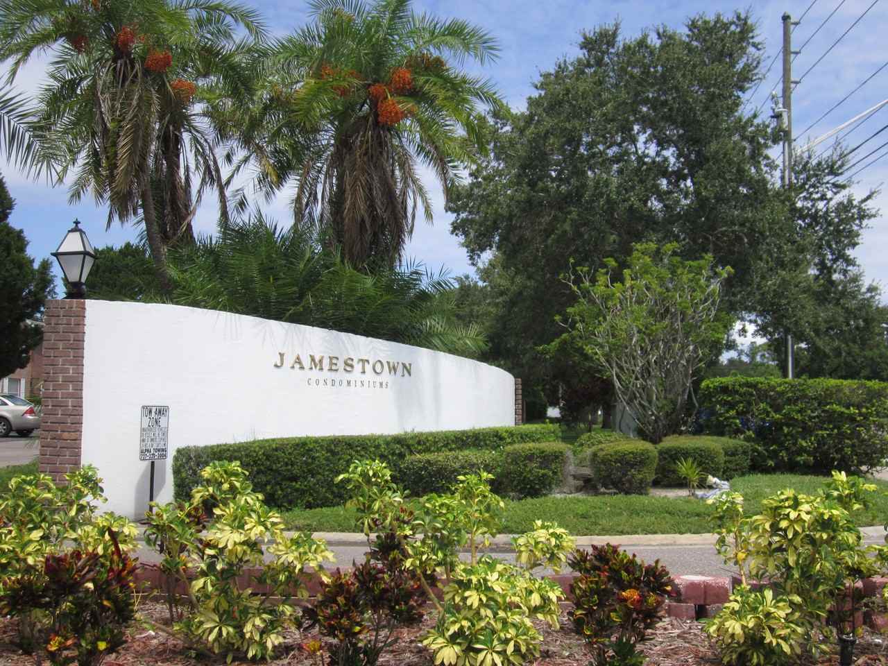 8528 12th Way North - Photo 3 of 16