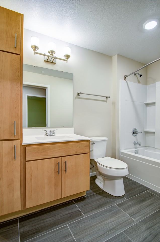 Eastside 1256 - Photo 4 of 39