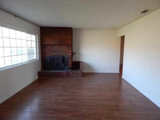 3695 Hunter St - Photo 3 of 14