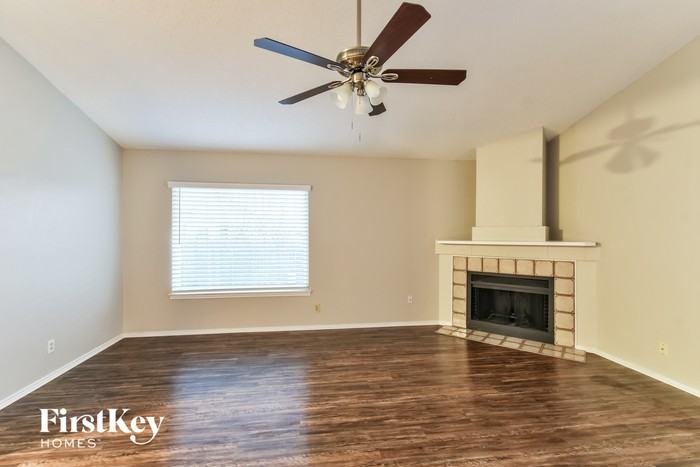 5510 Echo Vista Dr - Photo 3 of 15