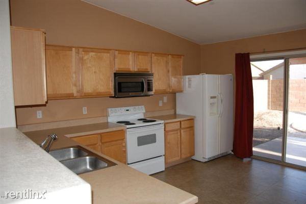 9349 W Runion Dr - Photo 2 of 15