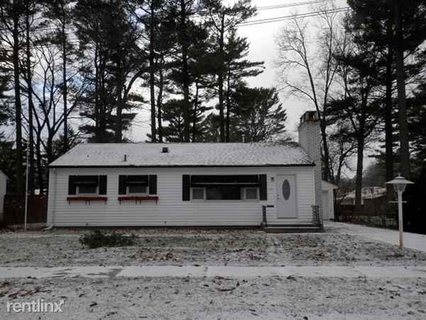 3023 Larkin St - Photo 2 of 16