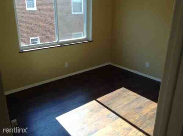 2003 Warrensville Center Rd - Photo 2 of 10