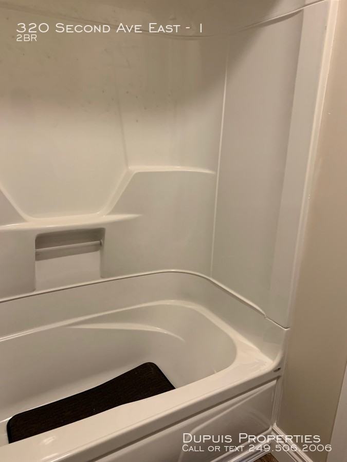 320 Second Ave E #1 - Photo 2 of 7