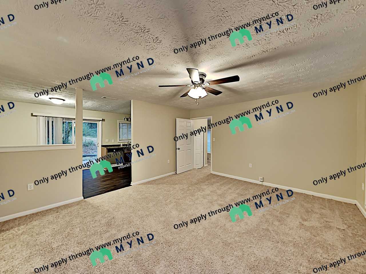 4561 Saint Andrews Dr Sw - Photo 2 of 17