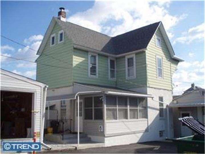 223 Chester Pike - Photo 2 of 20