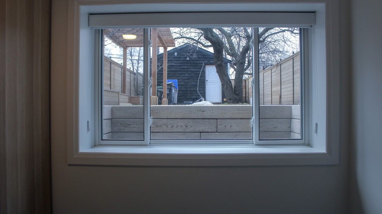 Mould - Photo 3 of 10