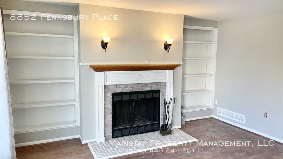 8852 Pennsbury Pl - Photo 2 of 23