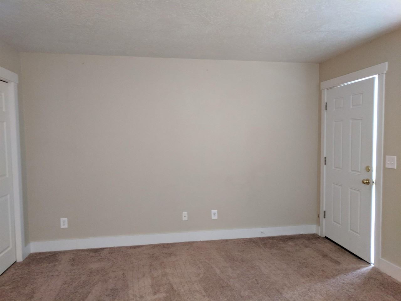 2 Big River Dr #1 - Photo 5 of 21