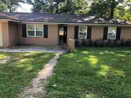 featured image of 3067 Claire Dr #1