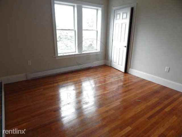 131 Orchard St - Photo 2 of 4