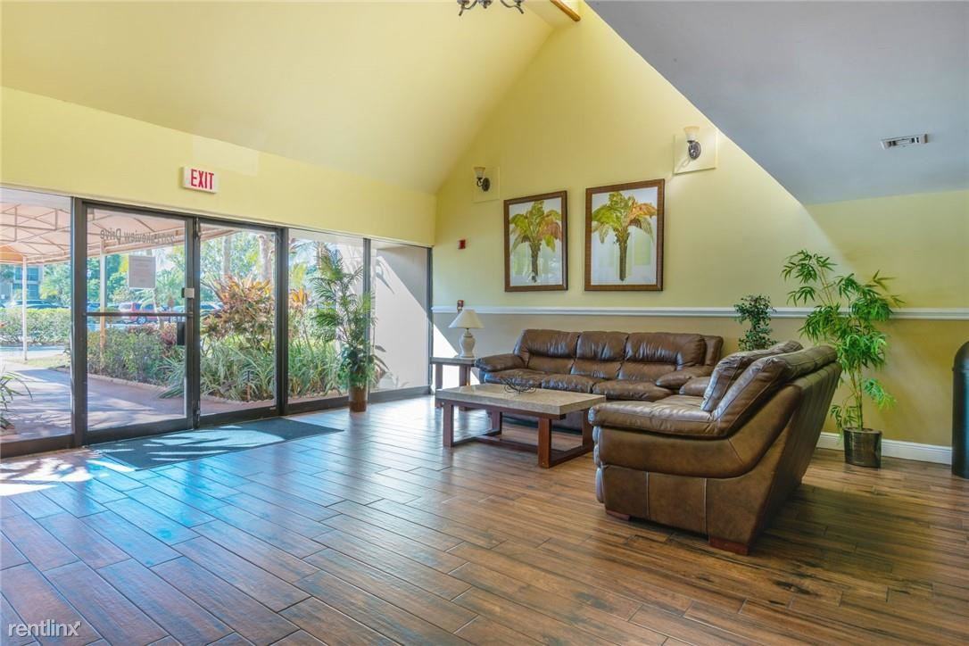 120 Lakeview Dr - Photo 3 of 18