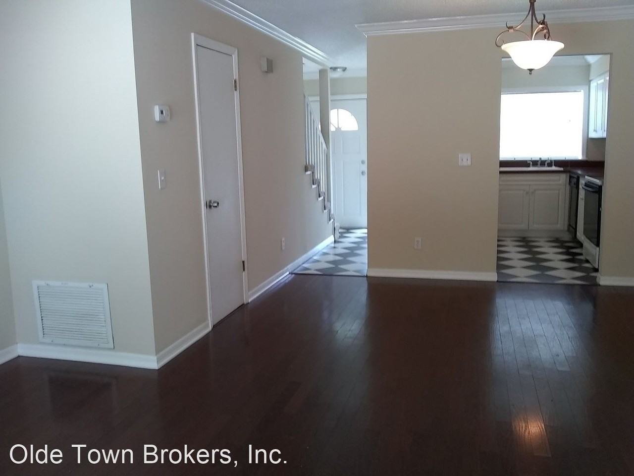 708 S Summerlin Ave #2 - Photo 3 of 14