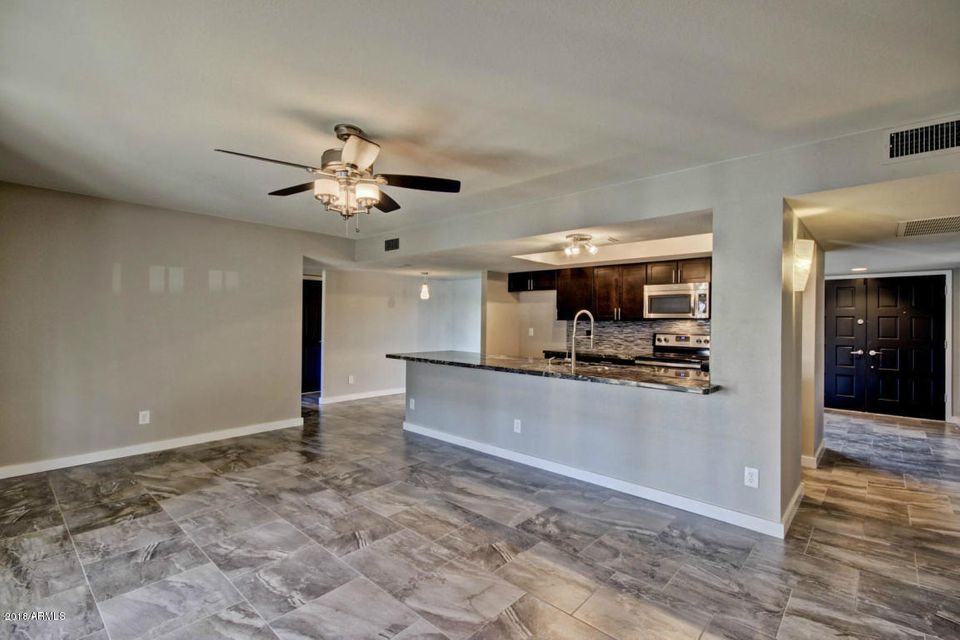 1643 E Laguna Dr - Photo 3 of 15