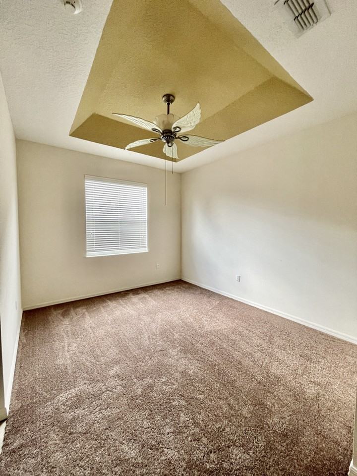 11211 Rapallo Ln - Photo 3 of 15