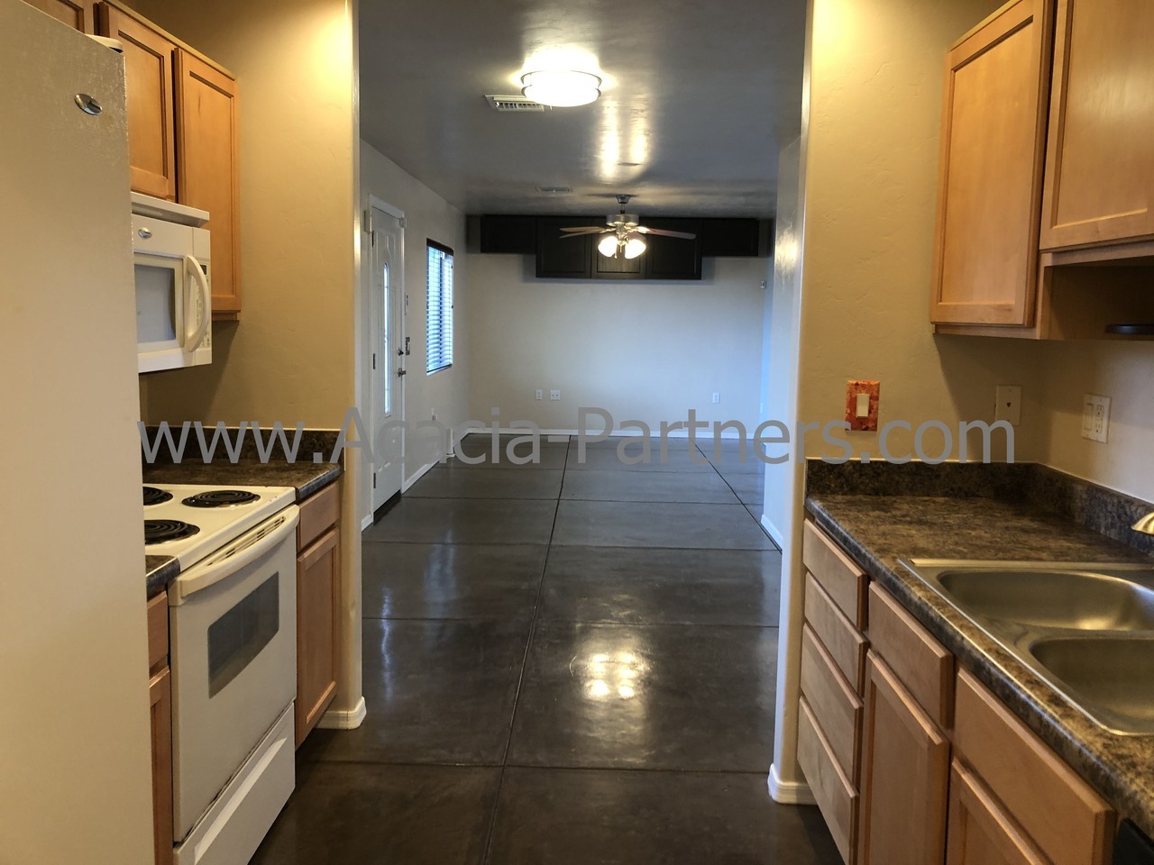 3460 E Bermuda St - Photo 4 of 15