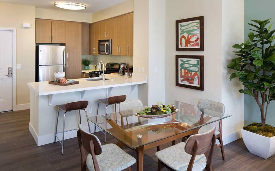 Avalon Vista - Photo 7 of 88