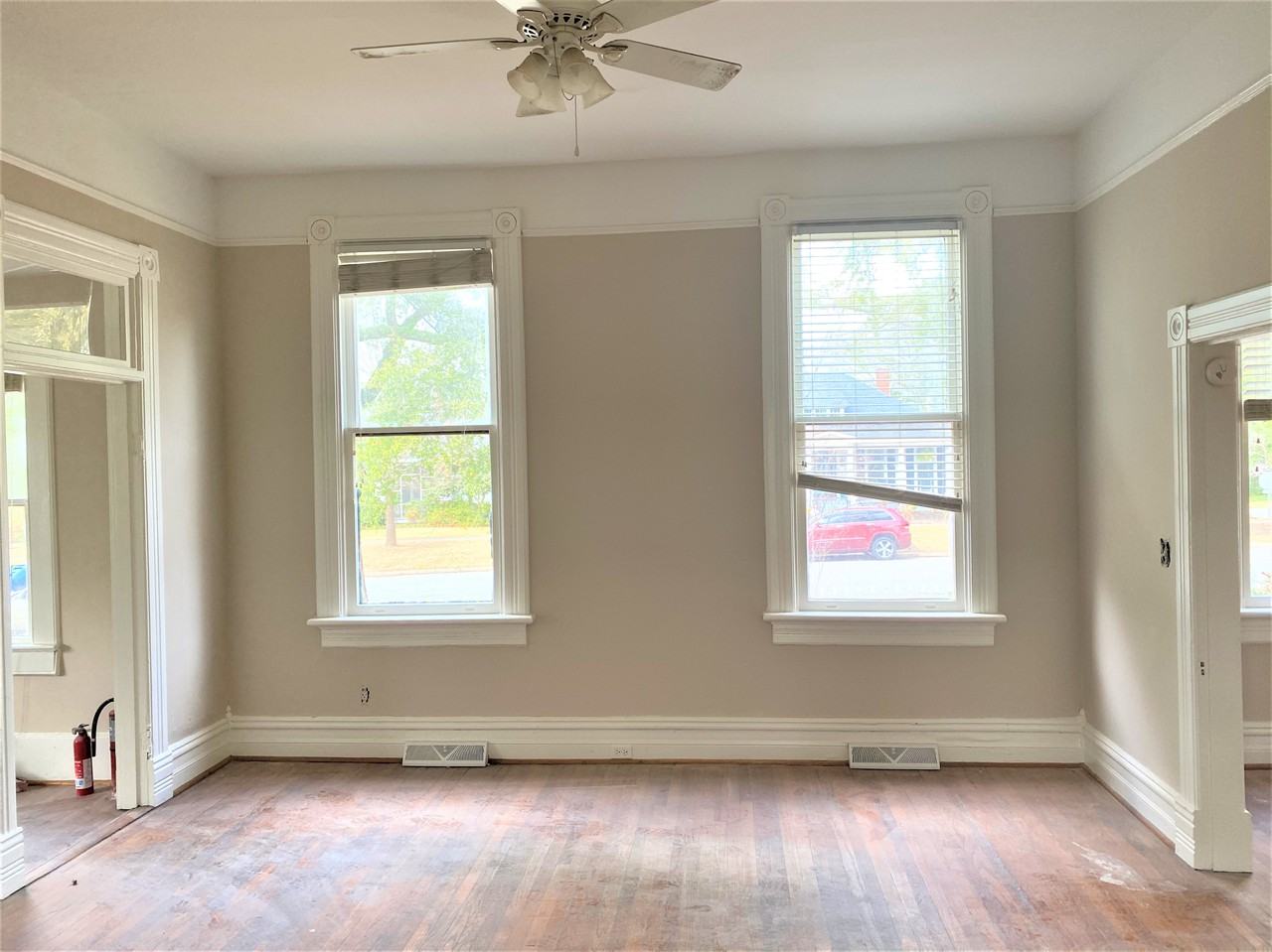 929 King Street - Photo 2 of 12