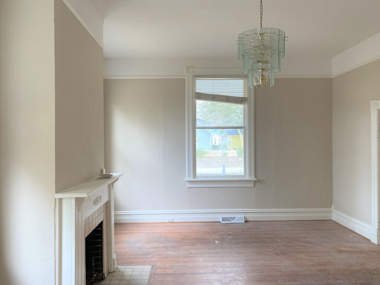 929 King Street - Photo 3 of 12