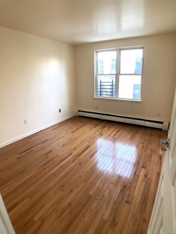 2250 Valentine Avenue 2nd - Photo 3 of 14
