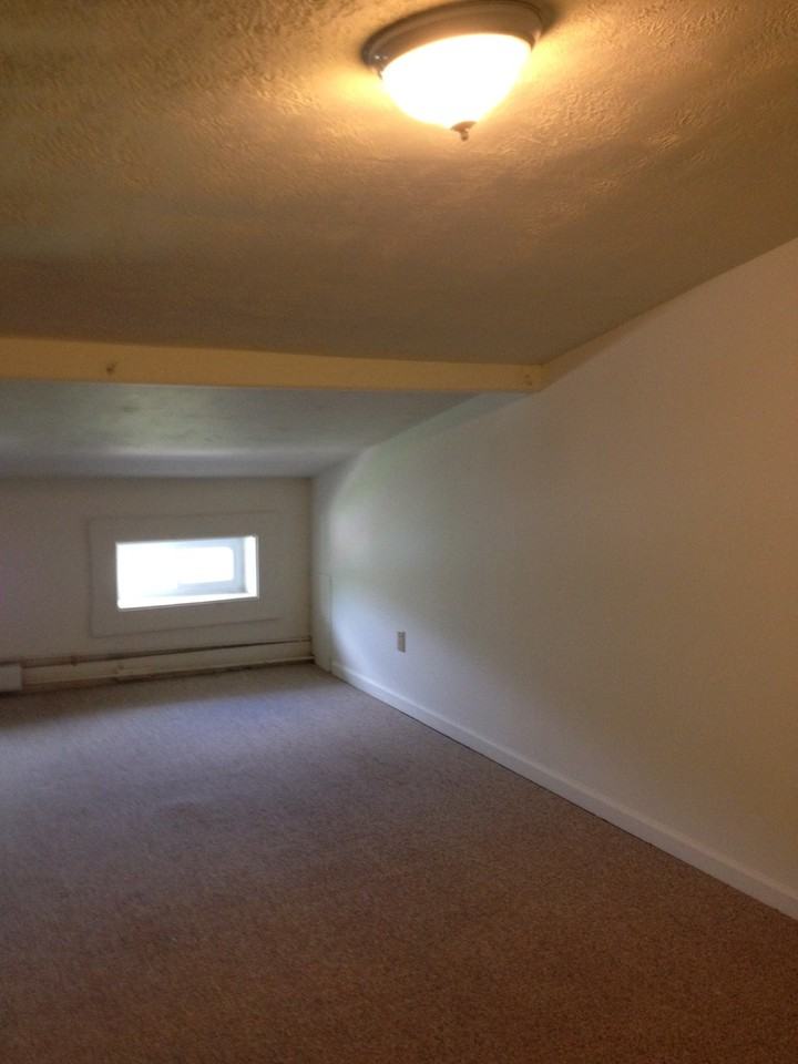 2419 Vine Street #7 - Photo 3 of 6