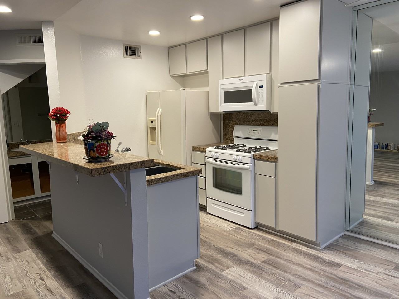 Matilija Townhomes - Photo 2 of 18