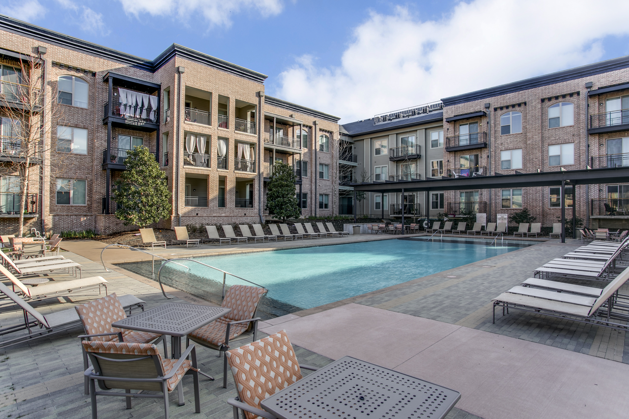 The District in Cypress Waters - Photo 4 of 19