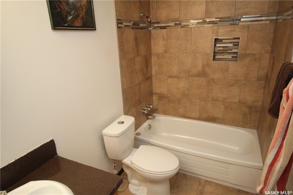 9 Pearson Pl #1 - Photo 3 of 8