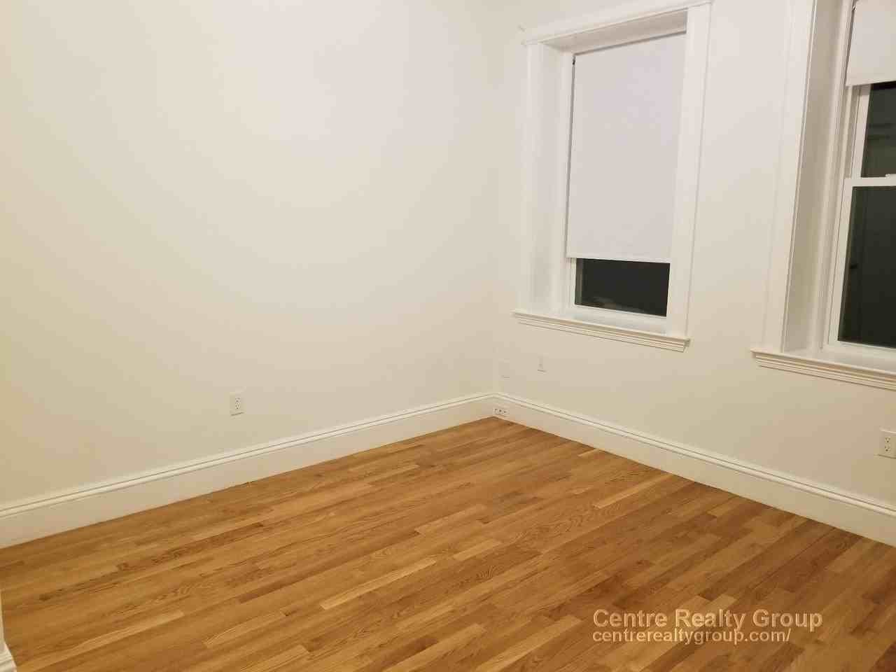 116 Warren Street - Photo 2 of 5
