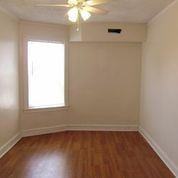 8400 S Kingston Ave - Photo 3 of 15