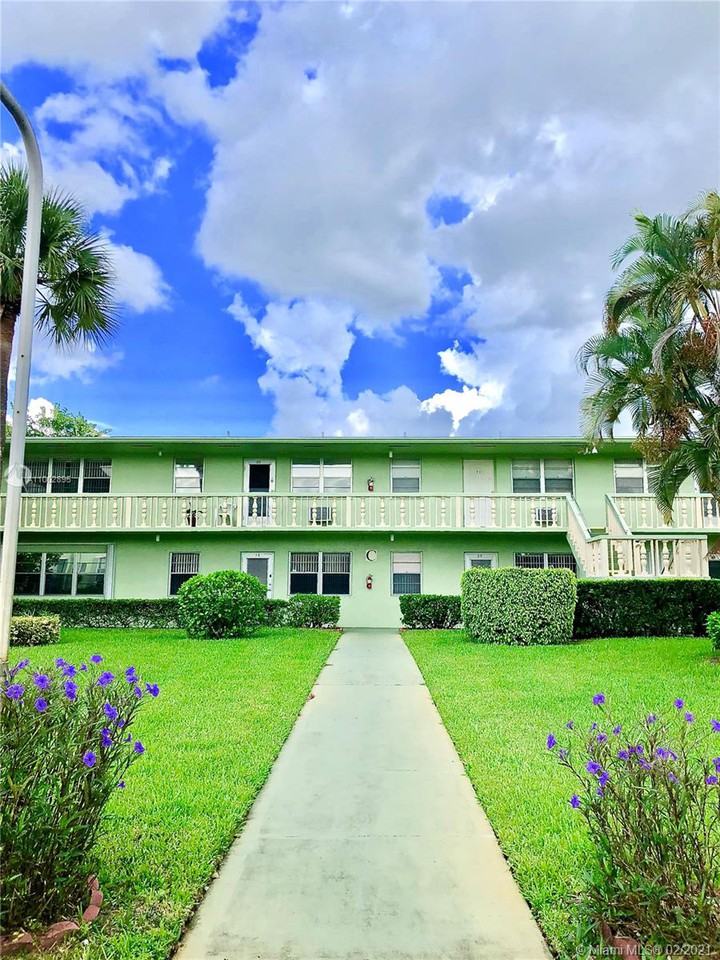 55 Norwich C 55, West Palm Beach, FL 33417 1 Bedroom Condo for Rent