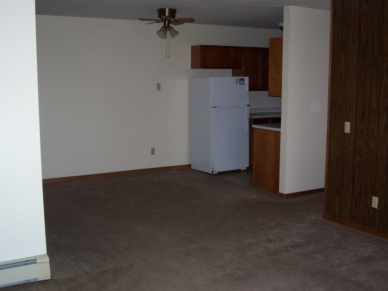 528-532 Chase Blvd - Photo 3 of 8