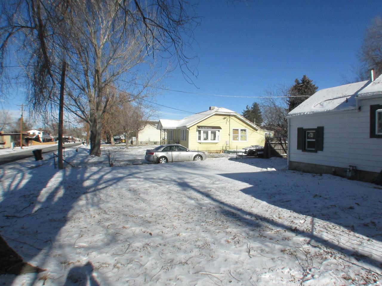 2072 N 250 W - Photo 2 of 42