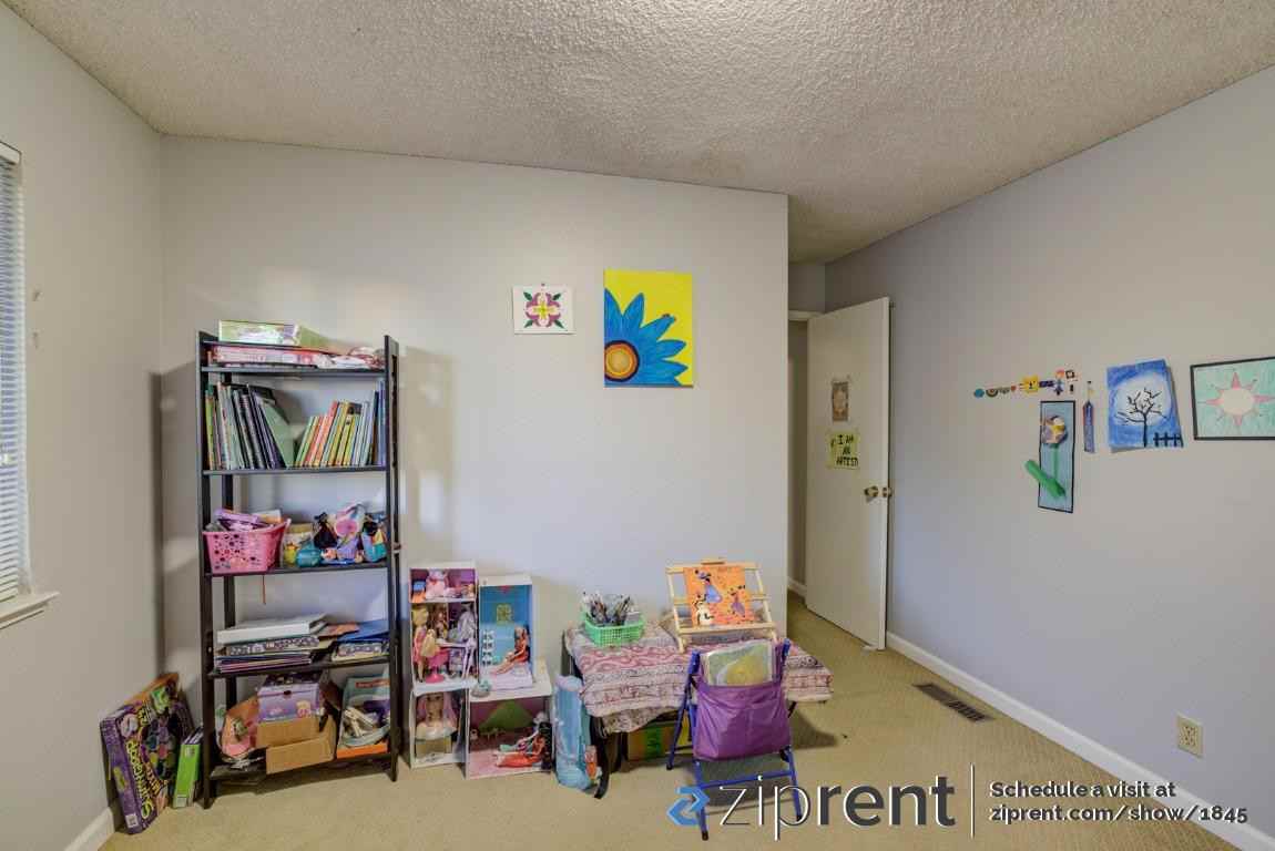 34183 Aberdeen Ter - Photo 3 of 18