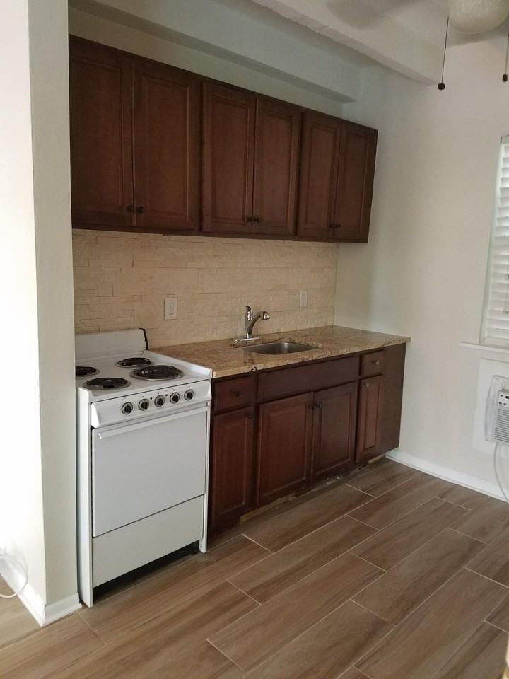 100 Cascade Lane #3 - Photo 2 of 6