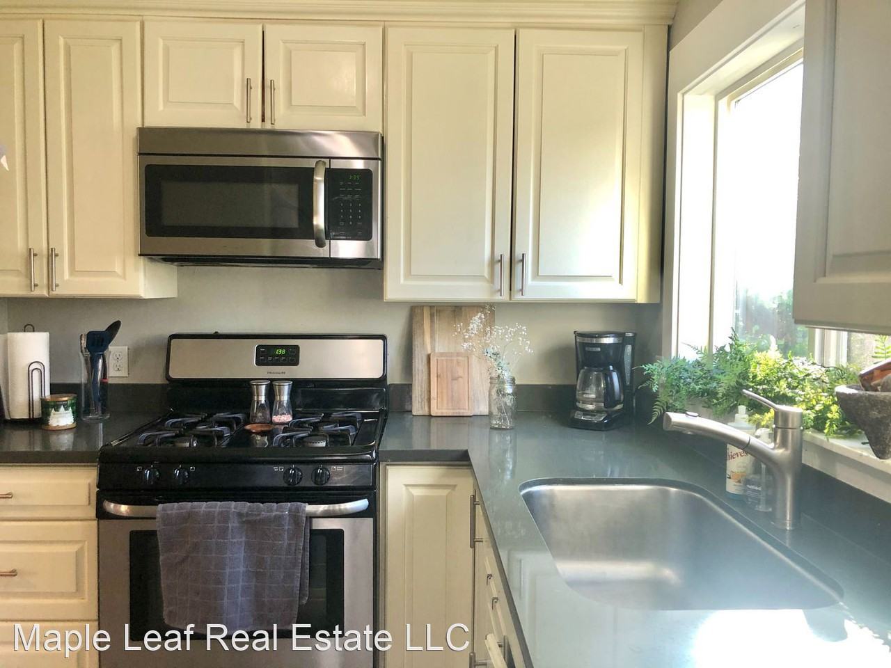 12839 7th Ave S - Photo 2 of 17