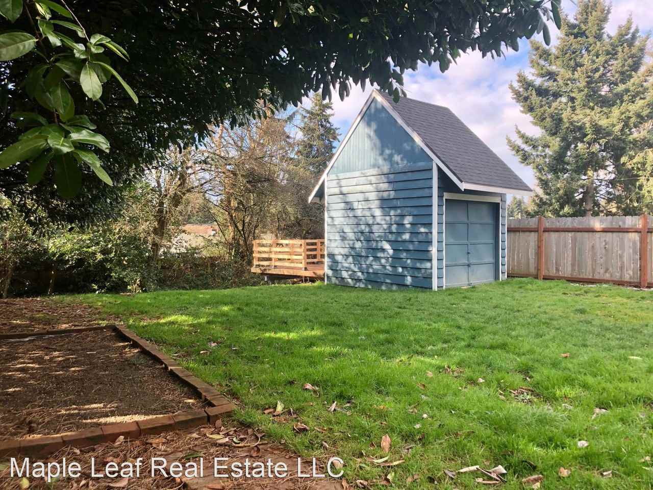 12839 7th Ave S - Photo 3 of 17