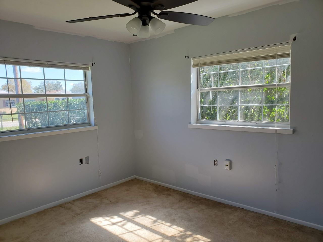 2612 Bonneville Dr - Photo 2 of 11