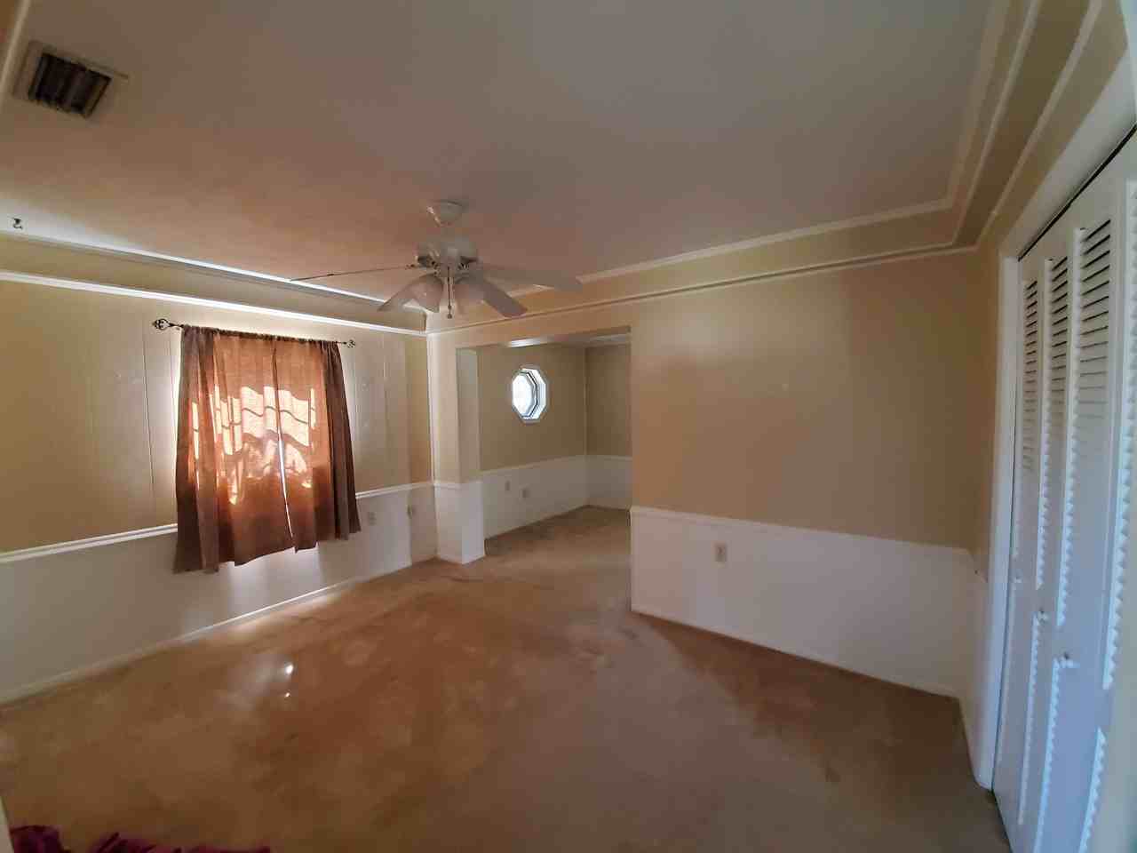 2612 Bonneville Dr - Photo 6 of 11