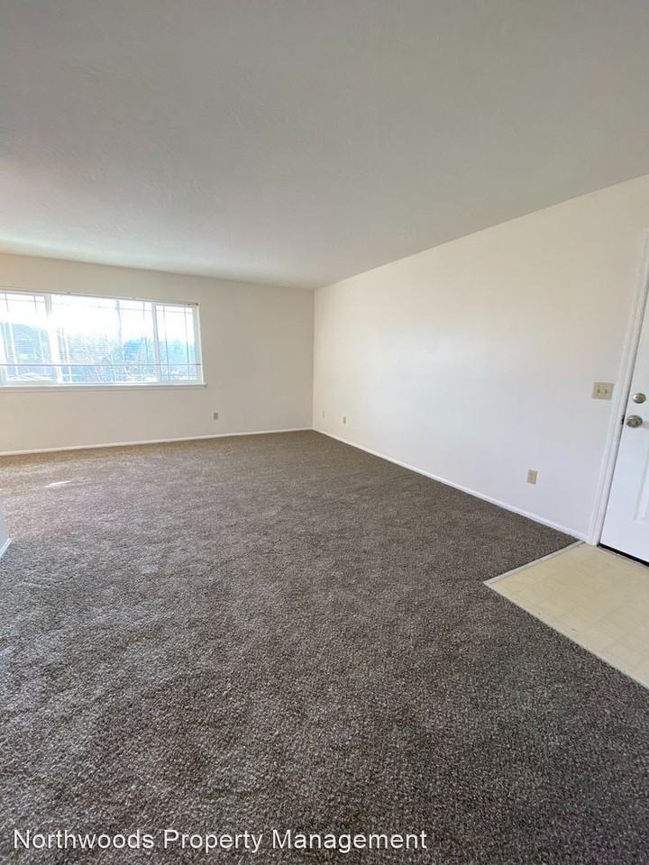 115 Crestview Ter - Photo 2 of 14