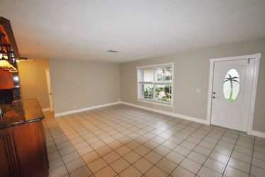 170 Dove Cir - Photo 3 of 20