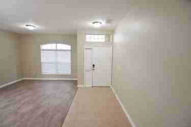 648 Dartford Ct - Photo 2 of 14