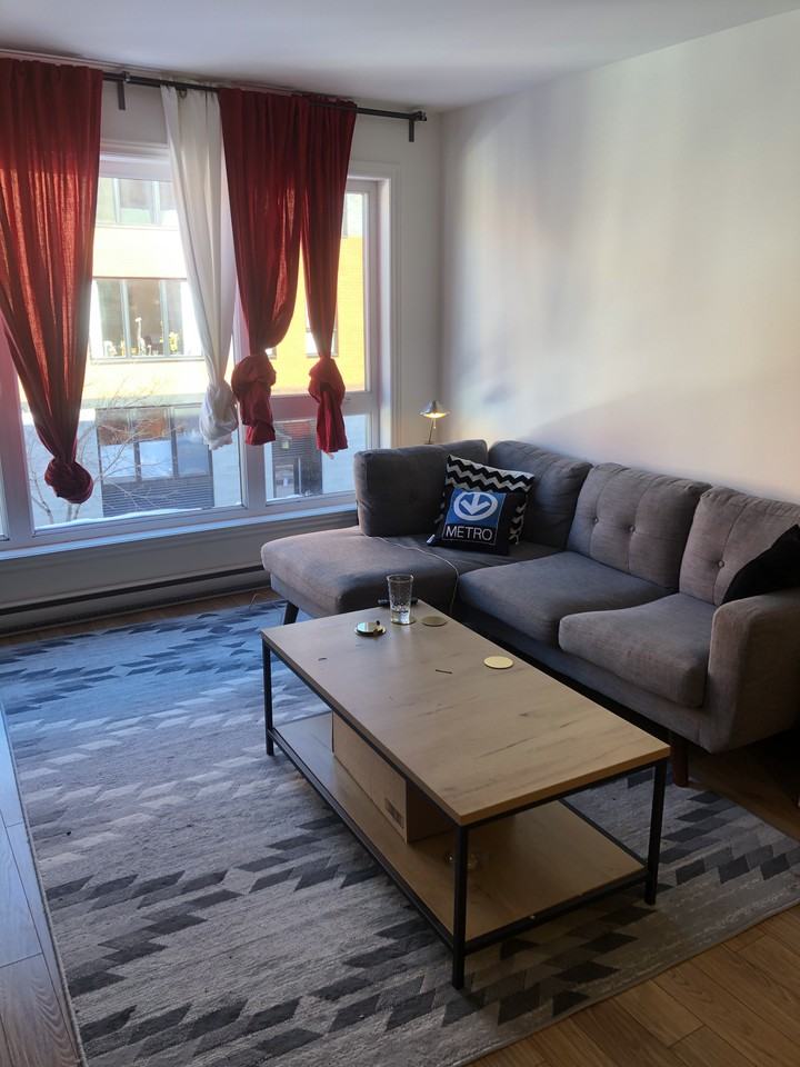 2150 Avenue Charlemagne - Photo 2 of 13
