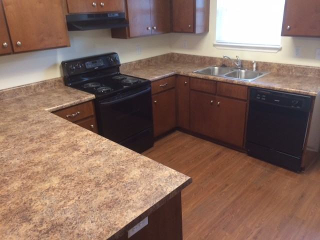 104 18th Street East - C3 #C3 - Photo 2 of 11